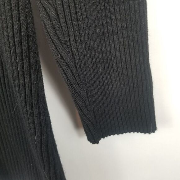 R-Q-T RIBBED BLACK KNIT SWEATER W/ BEADS. SZ XL - Picture 7 of 11